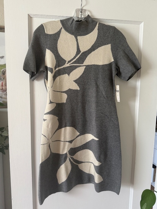 Anthropologie Dresses & Skirts - Anthropologie Gray and Cream Floral Knit Mini Dress